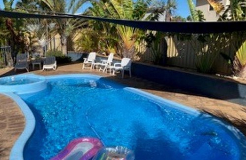 Exmouth House | 3 Redfin Court - The property is being listed as avaliable for the Ningaloo Solar Eclipse exclusivel