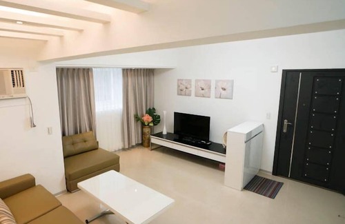 Zhongzheng Apartment | 3 rooms/4 beds/2bath/ Dongmen MRT2mins/ Yongkang/s8-10