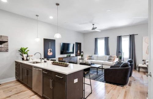 Nashville House | 3 Side by Side Nash Homes - Close to Honky Tonks