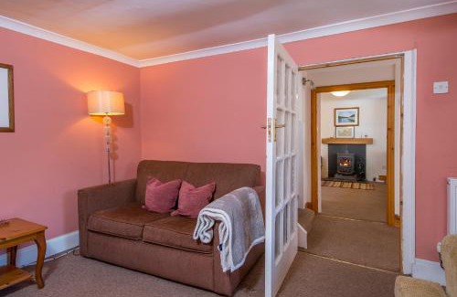 Dinas Cross House | 3 Tower Hill