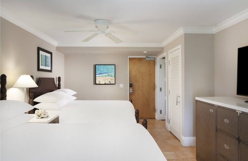 Historic Seaport Hotel | 3 Traditional Two Queen, Pier House Resort, Fine Dining, Near Mallory Square