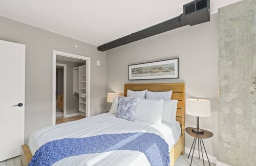 Navy Yard Hotel | 3 Units | Urban DC Stay w/Kitchen | Rooftop Terrace | Near Stadium & Museums