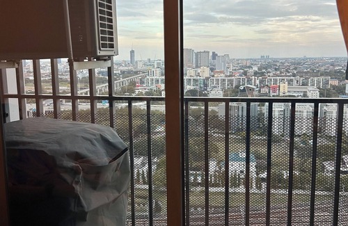 Suan Luang Condo | #3 Warm and peaceful 29sqm 1-bedroom in Bangkok with AC, fitness, pool, WiFi