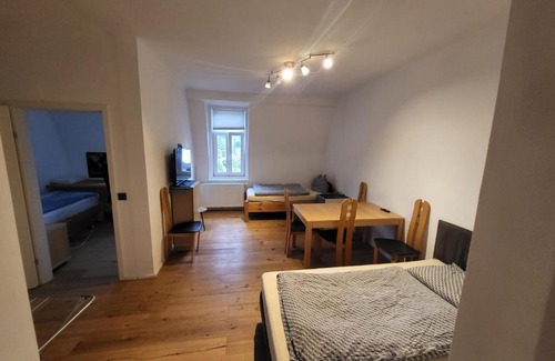 Leoben Apartment | 3 Zimmer Wohnung(1-6 Personen)