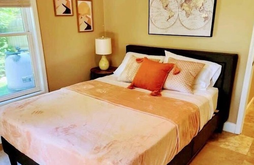Cumming House | 30 Day Stays Welcome Lake Lanier Pool 2 Bedrooms