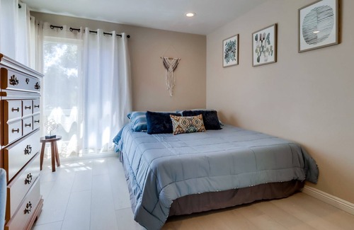 Chula Vista Condo | 30 days minimum - Luxury 3-BR Home w Pool, Baby Crib near Bay, Beach