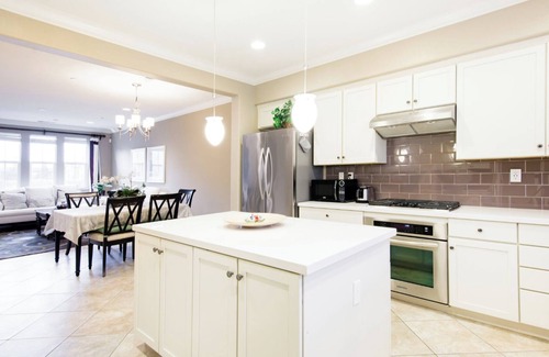 Hayward Condo | 30 Minutes to San Francisco, Great location at Mid of Bay Area, Family-Friendly