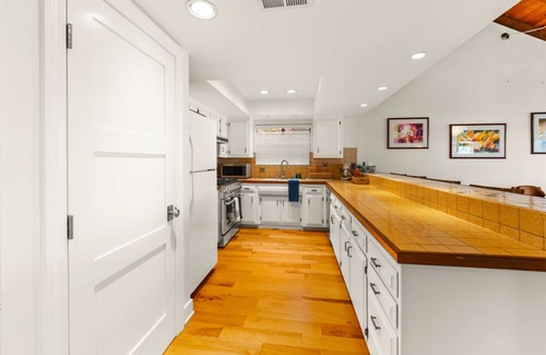 Oxnard Shores House | 30+ Night Stay! Great Location, Walk2Sand, Patio View