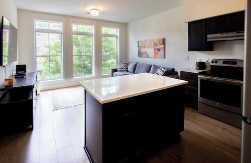Tuckahoe Apartment | 300 - 2J · Luxury Apt in the most beautiful place in NY