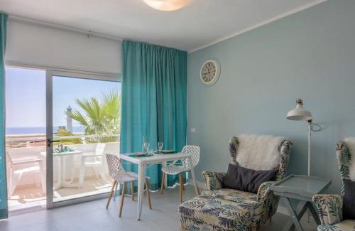 Solana del Matorral Apartment | 300 m beach, ocean view, refined, Wi-Fi, fiber