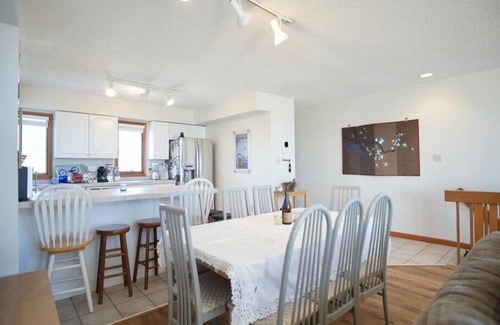 Sea Isle City Condo | 3006 Marine Place South