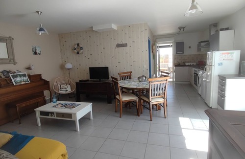 Saint-Georges-d'Oleron House | 300m from the village 1km from the beach. New decor in June with air conditioning