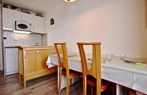 Chamrousse Apartment | 300m from ski slopes, 12nd floor, balcony, parking, tv, ski locker, 21m², Chamrousse