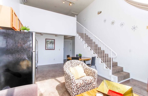 Little Italy Apartment | 302/C Panoramic View Loft parking incl.