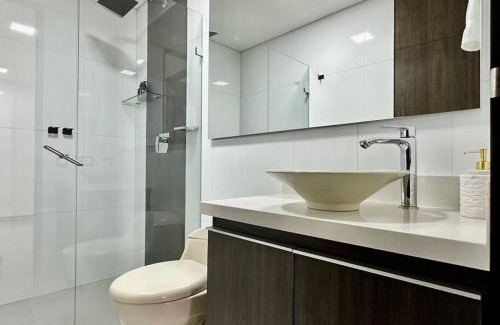 El Castillo Apartment | 302 Spacious apartment nice view in El Poblado
