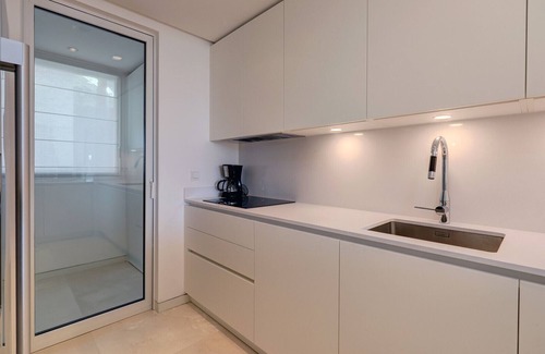 Ojen Apartment | 3059 Luxury Escape with Sea Views in Palo Alto