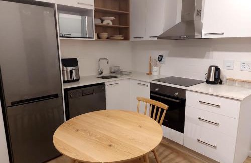 George Central Apartment | 309 The Meadows