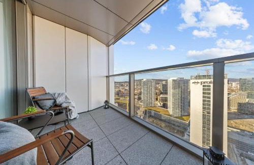 Nivy Apartment | 30th floor - City view from the heart of Bratislava EUROVEA