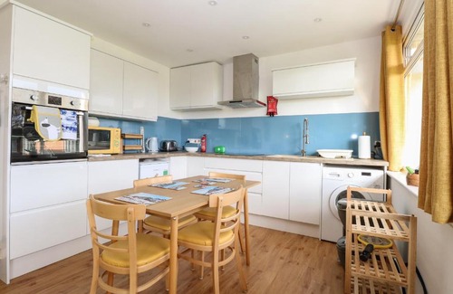Mundesley House | 31 Seaward Crest