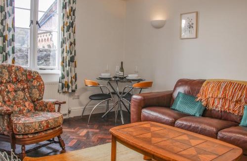Ironbridge House | 32 Church Hill