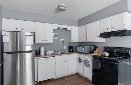 Norwood House | 32nd Norwood Nest