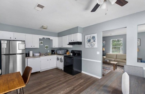 Norwood House | 32nd Norwood Nest