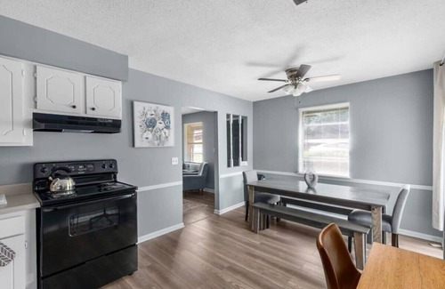 Norwood House | 32nd Norwood Nest