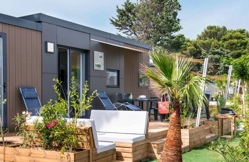 Les Cabanes de Fleury Other | 34 m² Accommodation ∙ 2 bedrooms ∙ 4 guests