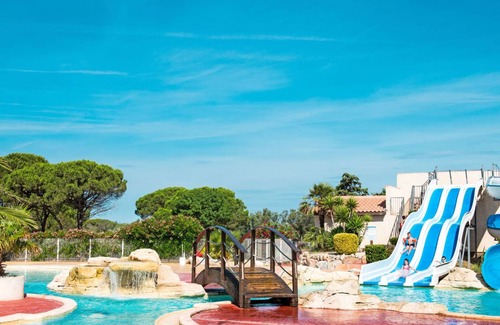 Les Cabanes de Fleury Other | 34 m² Accommodation ∙ 2 bedrooms ∙ 4 guests