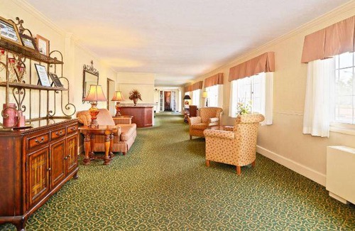 Escanaba House | 34 m² Motel ∙ 127 guests