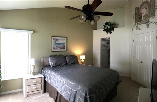 Thousand Oaks House | 34 Thousand House