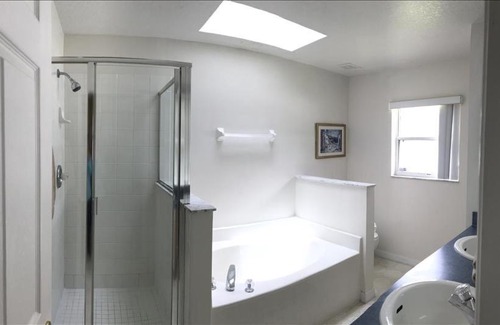 Thousand Oaks House | 34 Thousand House