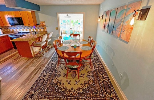 St. Augustine South House | 360 Shamrock Rd - Your Lucky Charm