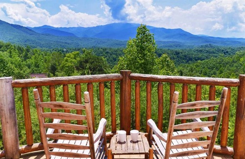 Pittman Center Cabin | 372 m² Cabin ∙ 6 bedrooms ∙ 22 guests