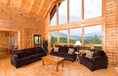 Pittman Center Cabin | 372 m² Cabin ∙ 6 bedrooms ∙ 22 guests