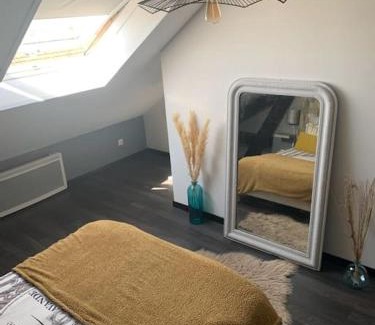 Saint-Pol-sur-Mer House | 38 Maison entière,place de parking et garage pour moto velo a la demande