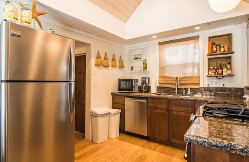 Hollywood Beach House | 3860O Hollywood Beach Shack