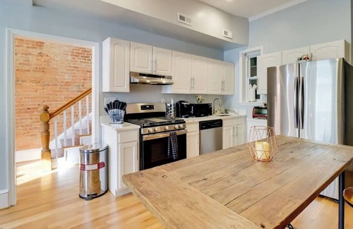 North Capitol Street House | 3BD Classic Victorian in Downtown DC