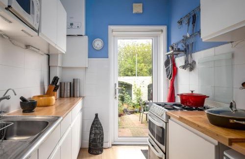 Beccles House | 3BD Victorian Townhouse Near Norfolk Broads 4A, 2C