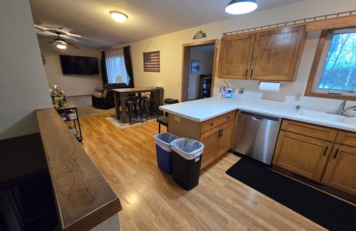 Mountain House | 3BDR Lake home on ATV/UTV trail/Boat Rental