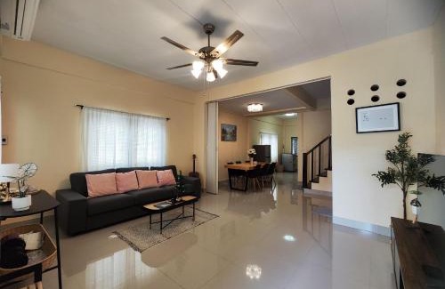Bang Na House | 3Bed 2Bath, Pet friendly, 5min drive to BTS Udomsuk