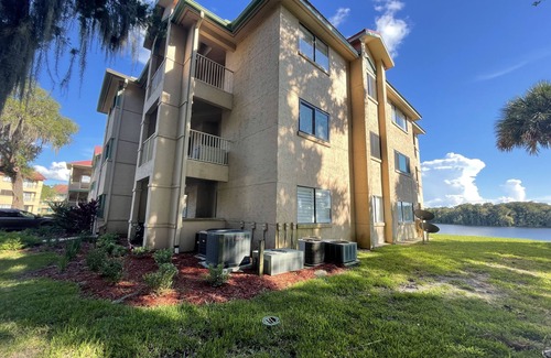 Welaka Condo | 3BR/2BA Welaka Condo on St. Johns River- Magnificent Sunsets