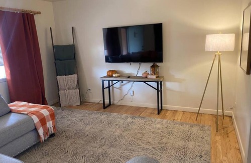 Amarillo House | 3BR 2min from I-40,near DT, 21 min Palo Duro