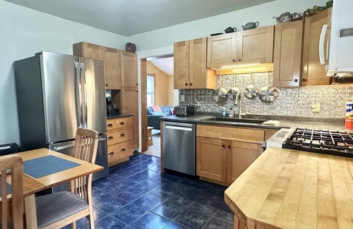 Bar Harbor Apartment | 3BR Apt Center of Bar Harbor! [Blueberry Bungalow]
