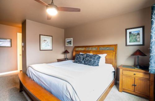 Big Sky House | 3BR Big Sky Getaway with Hot Tub and Mountain Views