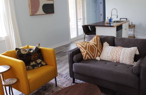 Pendleton Heights House | 3BR Downtown Oasis in Pendleton Heights