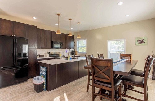 Mountain Home House | 3BR House By Lake with BBQ, Fire Pit & EV Charger