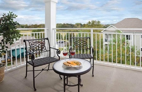 Pennington Bend Condo | 3br LO Spacious Condo on the River in Music City!