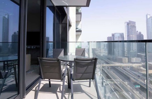 Bur Dubai Apartment | 3BR Plus Maid Burj Khalifa View and Dubai Mall Access