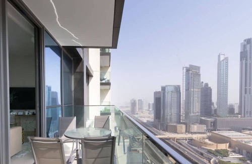 Bur Dubai Apartment | 3BR Plus Maid Burj Khalifa View and Dubai Mall Access